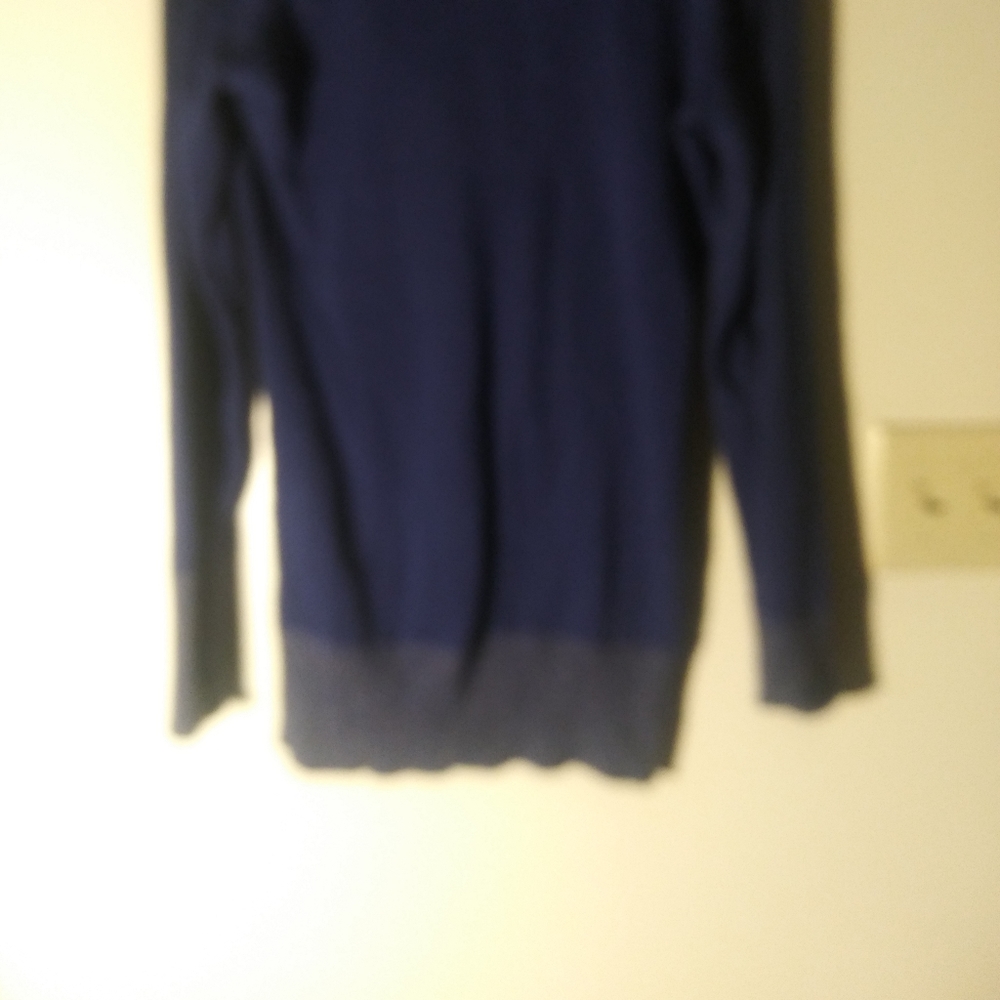 Blue Sweater - Picture 3 of 5